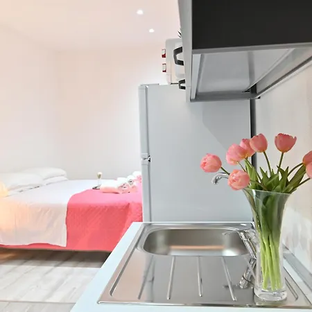 Izzhome The Breeze Cagliari Exterior photo