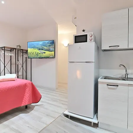 Izzhome The Breeze Cagliari Exterior photo