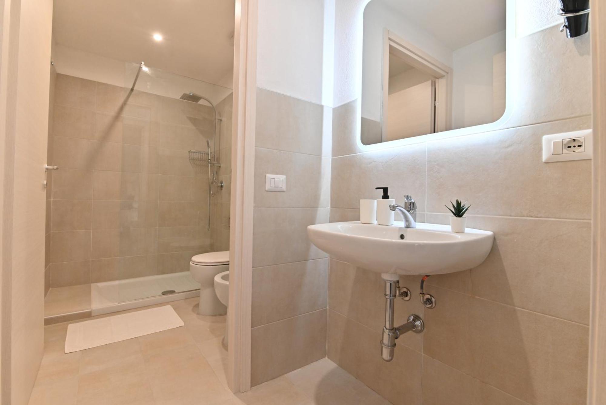 Izzhome The Breeze Cagliari