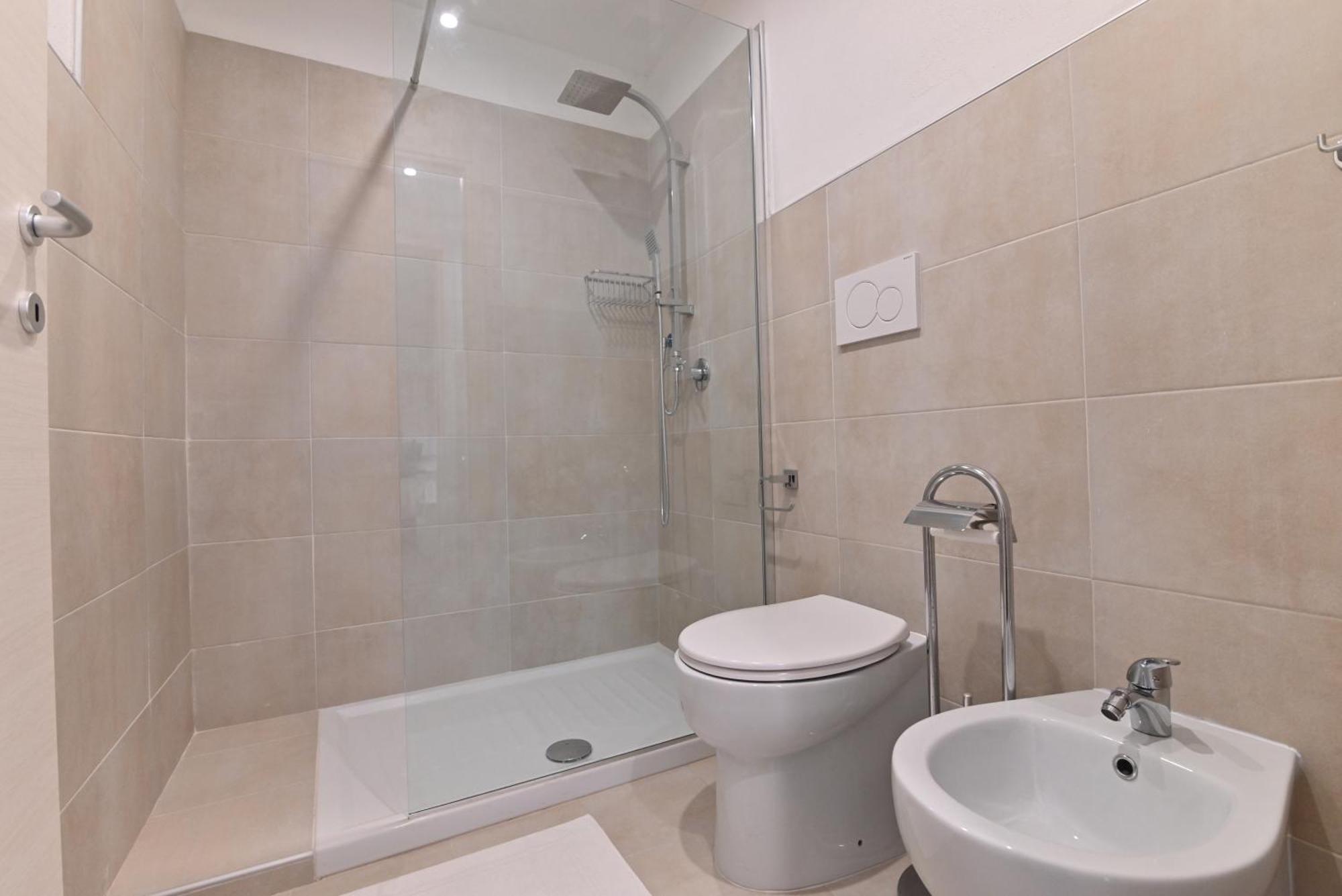 Izzhome The Breeze Holiday home