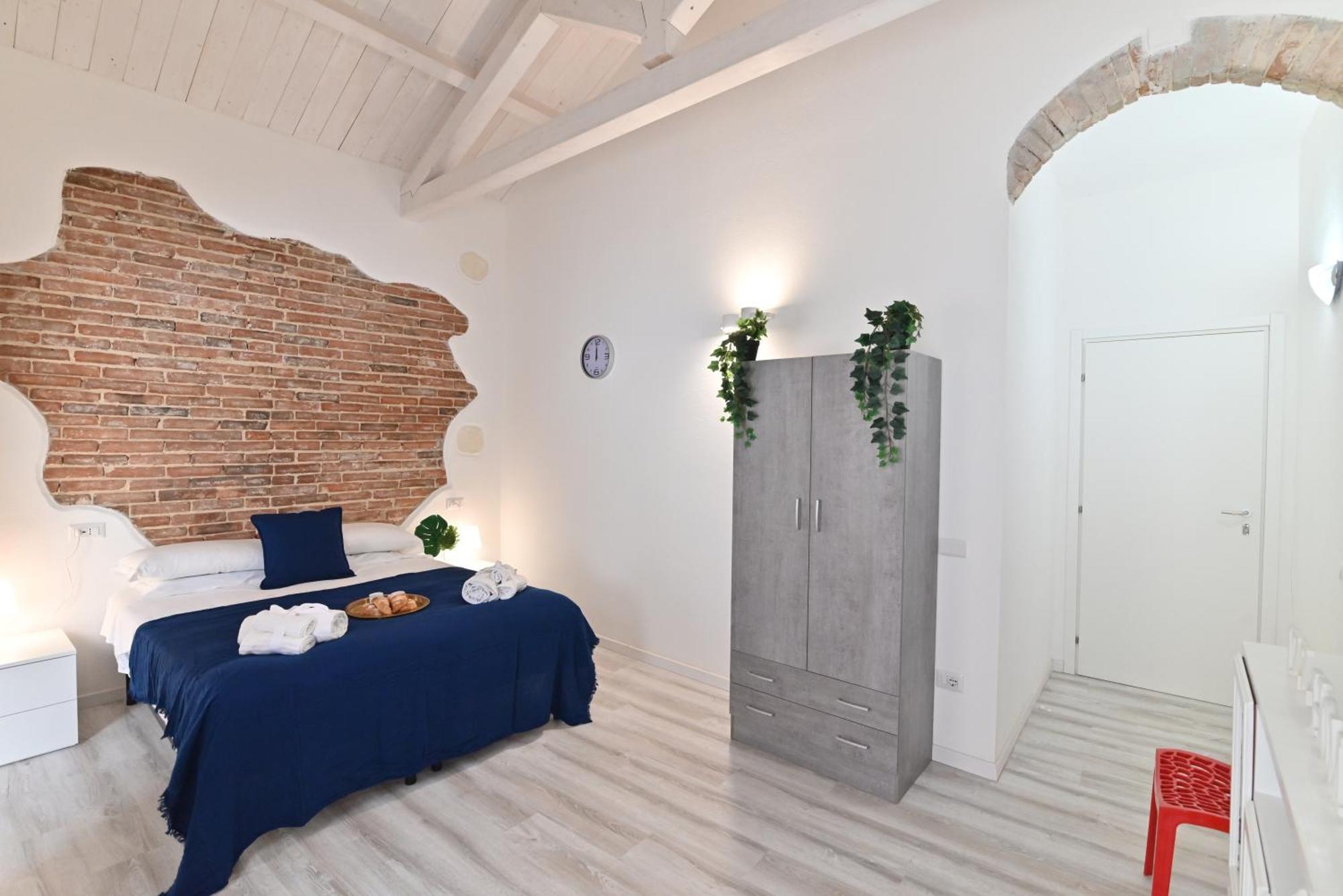 Izzhome The Breeze * Cagliari